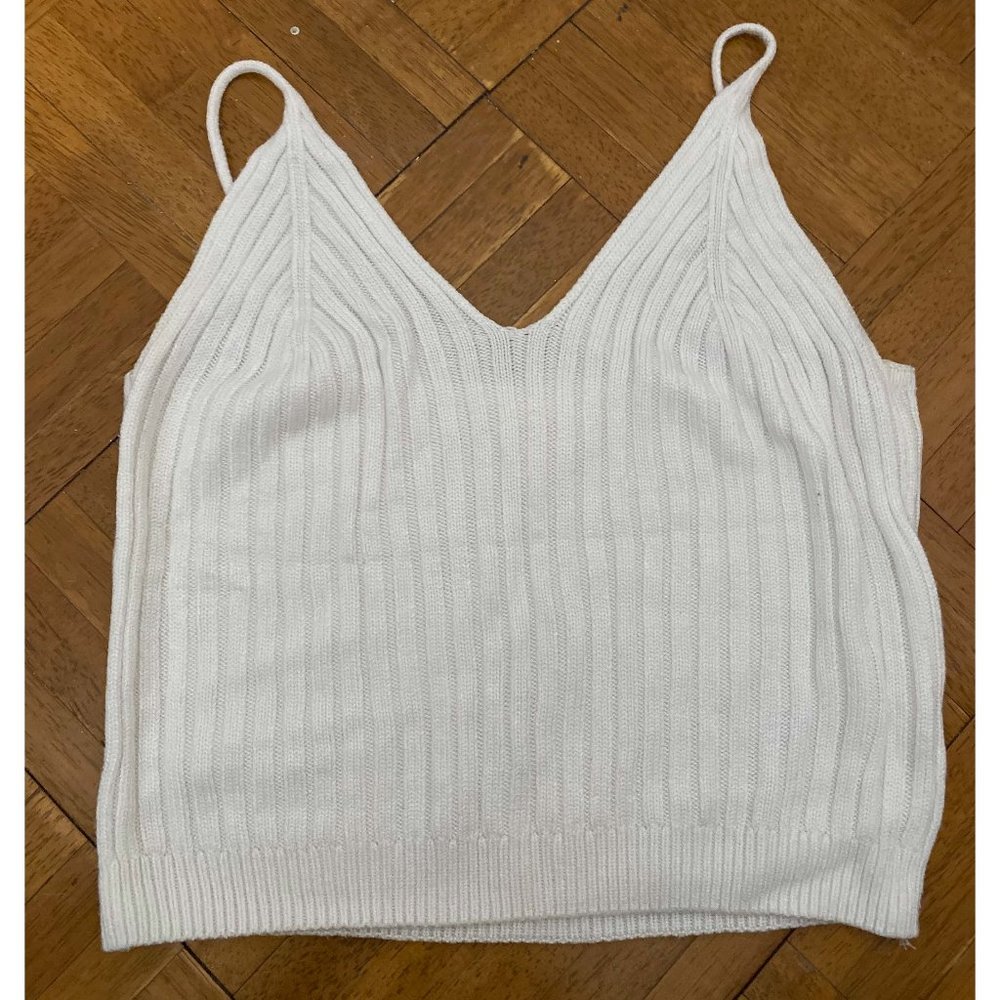 White Knit Crop Top Size Small, Brandy Melville like top
